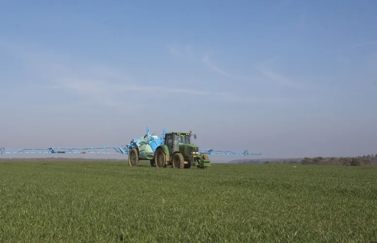 Applications phytos : l’efficacité des adjuvants démontrée dans de bonnes conditions d’application