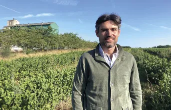 Thibaut Constant, président du GIEE des Cinq éléments des Sablons : « Nous proposons de rémunérer les agriculteurs en fonction de leurs résultats sur la baisse des concentrations en nitrate et en substances actives phytosanitaires modélisées dans les eaux d’infiltration. »