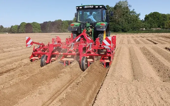 Matériel GH-4 de la société GRIMME utilisé sur la station de Villers-Saint-Christophe
