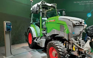 Un prototype de tracteur électrique a été présenté par AGCO aux Rencontres de l’agroéquipement d'Ancenis.