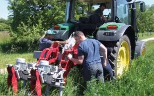 Selon l’étude, « chaque membre supplémentaire d’une CUMA entraîne une diminution de 0,07 % de l’utilisation locale des pesticides ».