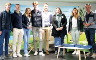 En 2024, plus de 200 étudiants ont participé à Clap de Champs. Ici les élèves de Junia ISA Lille, 3e prix 2024.