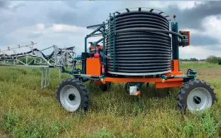 Le robot autonome Osiris est déjà commercialisé en France, notamment pour l’irrigation des pommes de terre.  
