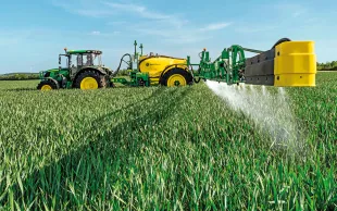 Pour une gestion durable des matières actives, il est important de continuer à associer des multisites au programme (soufre, folpel,…), et d’alterner les modes d’actions. 