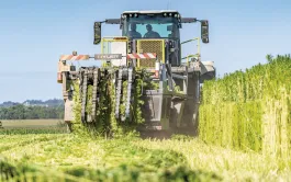 « La Sativa FL20 est la première machine au monde à récolter le chanvre pour les textiles à fibres longues à l’échelle industrielle », assure Niels Baert, PDG d’Hyler.